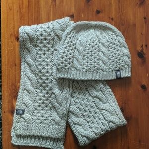 North Face matching scarf and hat